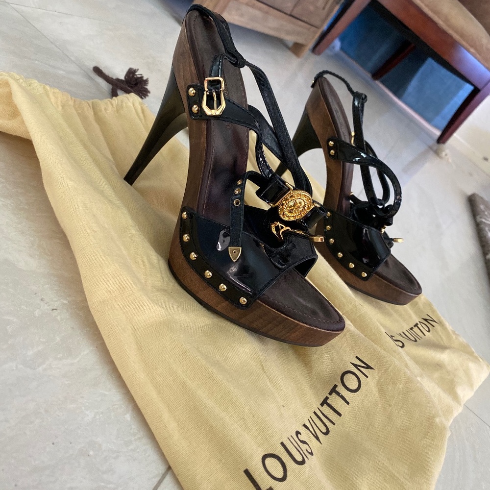 Louis Vouitton Heels